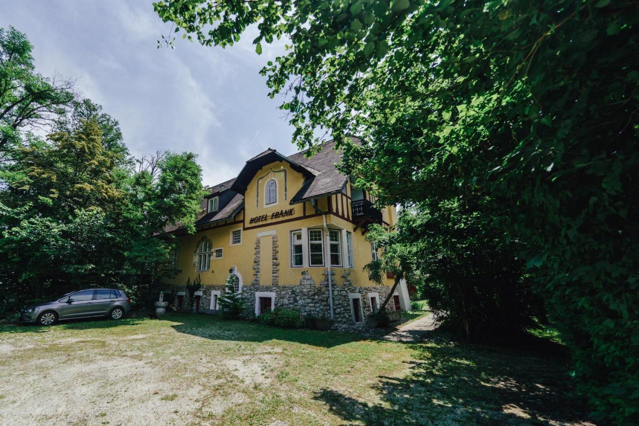 Gaestehaus Frank Hotell Velden am Wörthersee Exteriör bild