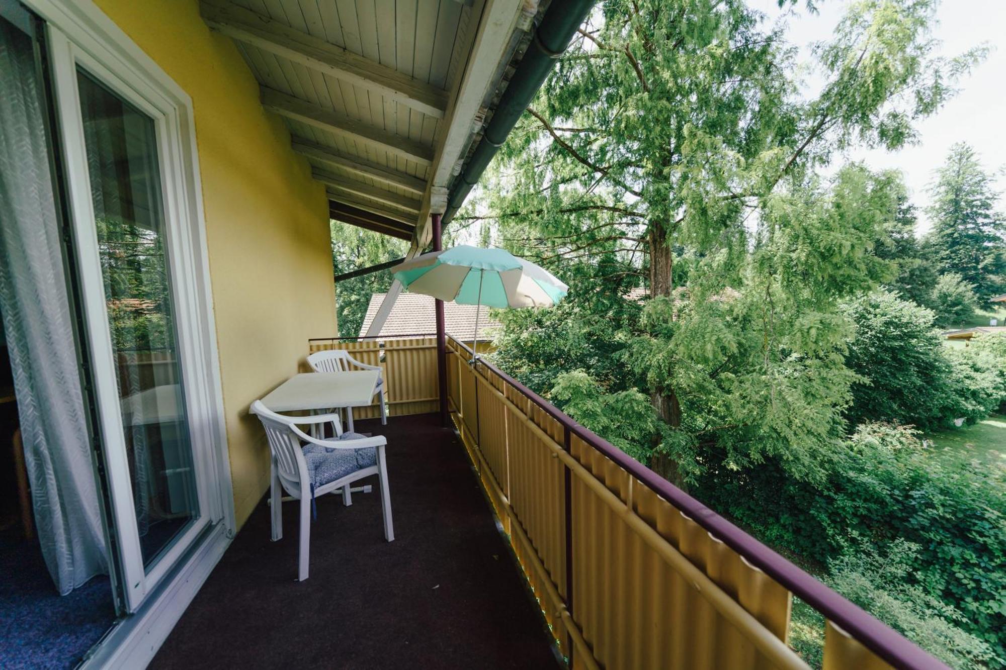 Gaestehaus Frank Hotell Velden am Wörthersee Exteriör bild